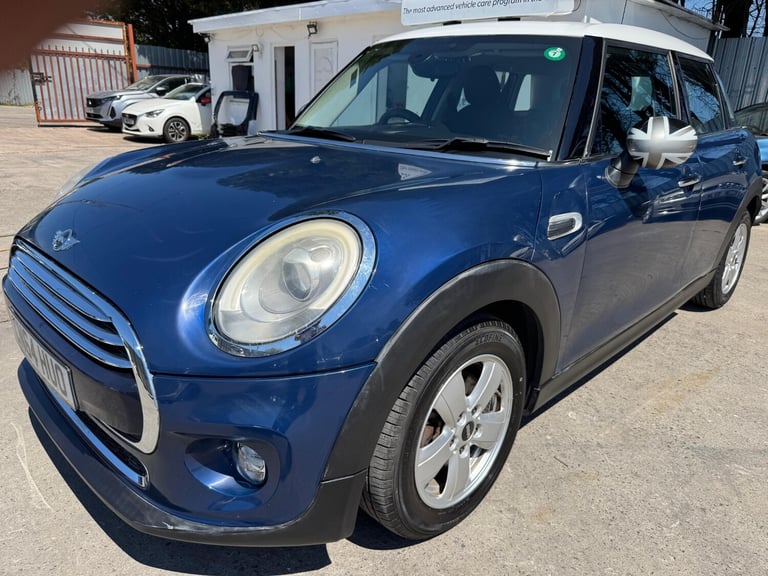 2014 MINI Cooper 1.5 AUTO 5DR Hatchback Petrol Automatic