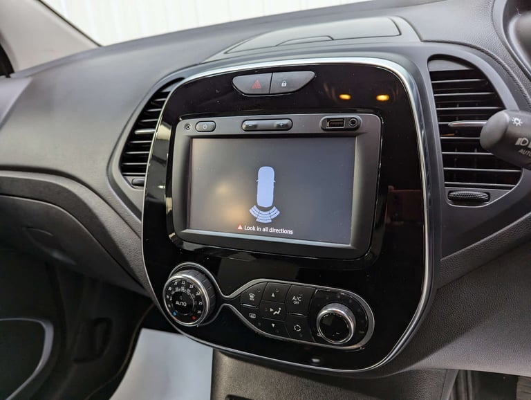 2018 Renault Captur 0.9 Captur Iconic TCe 5dr SUV Petrol Manual