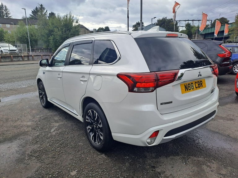 2017 Mitsubishi Outlander 2.0h 12kWh 4h CVT 4WD Euro 6 (s/s) 5dr ESTATE Petrol/Electric Hybrid Au...