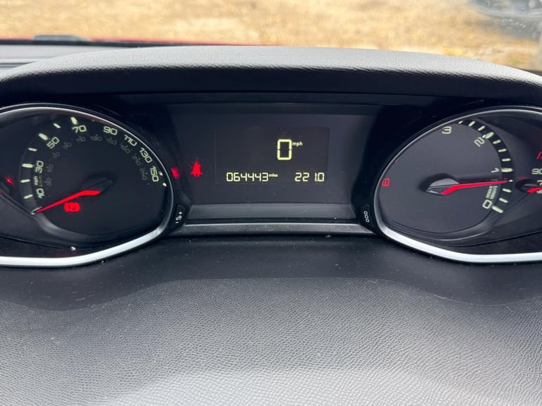 2015 Peugeot 308 1.6 HDi 115 Active 5dr HATCHBACK DIESEL Manual