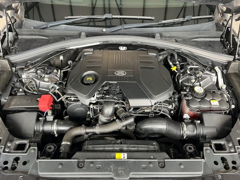 2017 Land Rover Range Rover Velar 3.0 SD6 V6 First Edition SUV 5dr Diesel Auto 4WD Euro 6 (s/s) (...