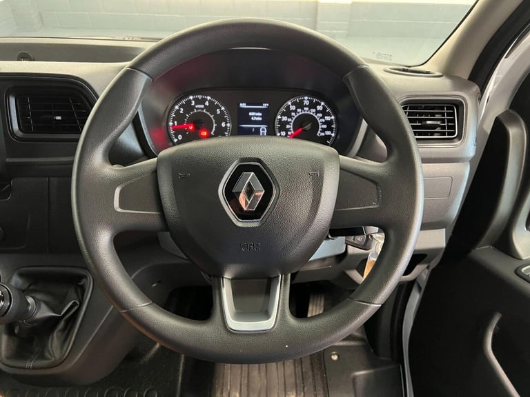 2022 Renault Master LH35dCi 135 Business High Roof Van PANEL VAN DIESEL Manual
