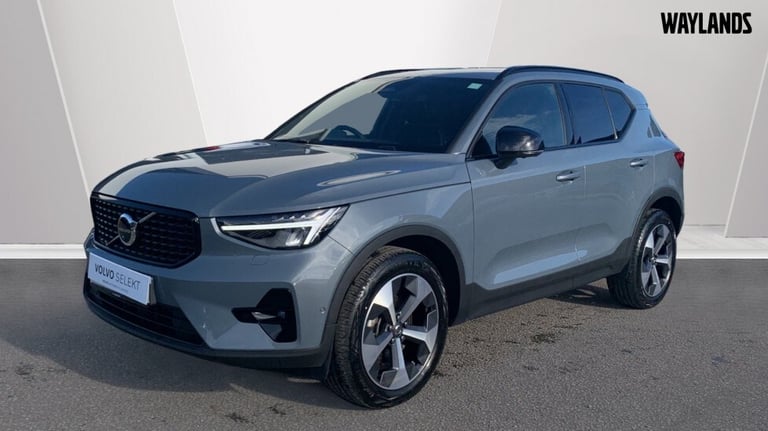 2023 Volvo XC40 Ultimate, B4 mild hybrid, Petrol, Dark ESTATE N/A Automatic