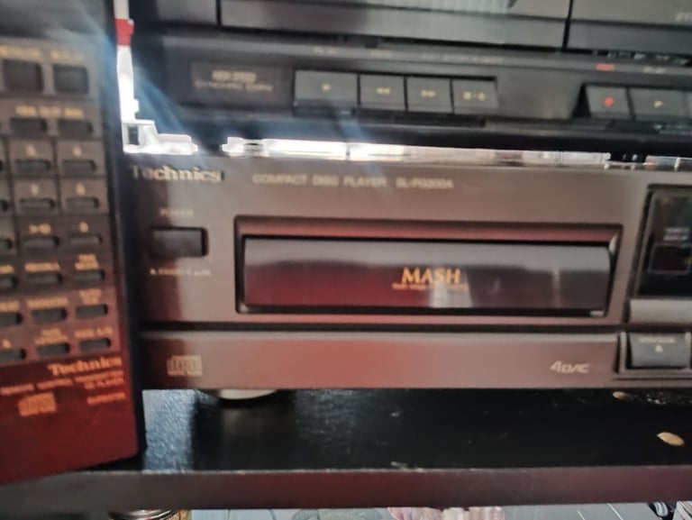 image for Technics SL-PG200A . MASH 4DAC. CD Player. Very nice sound.
