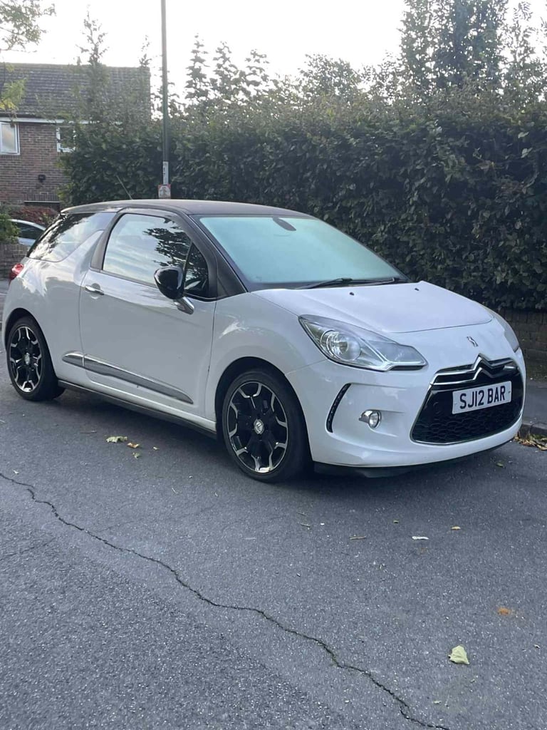 Citroen, DS3, Hatchback, 2012, Manual, 1560 (cc),3 doors - Image 4