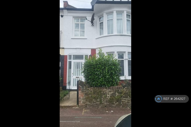 3 bedroom house in Beedell Avenue, Westcliff-On-Sea, SS0 (3 bed) (#2642127)