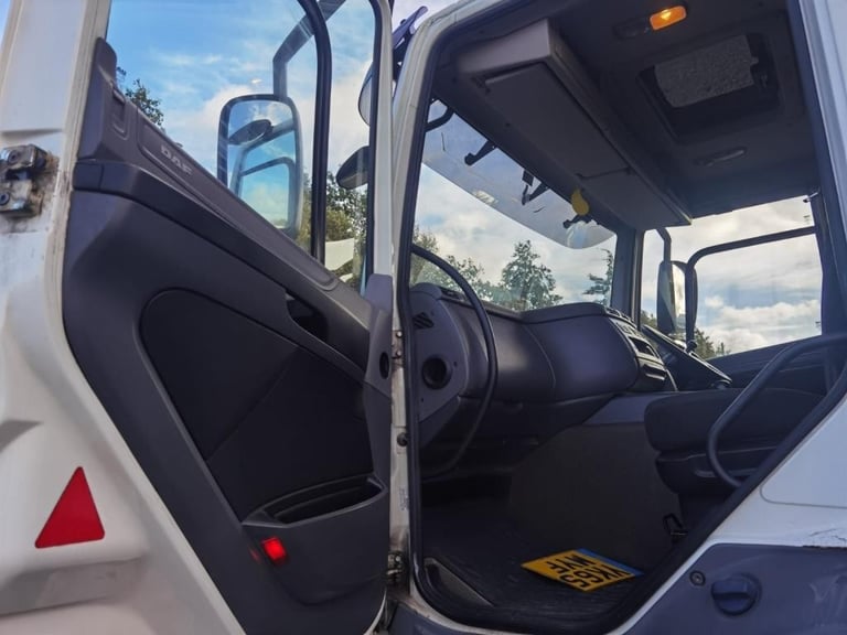 2015 Daf CF 330 euro 6, 6x2 27ft curtainsider