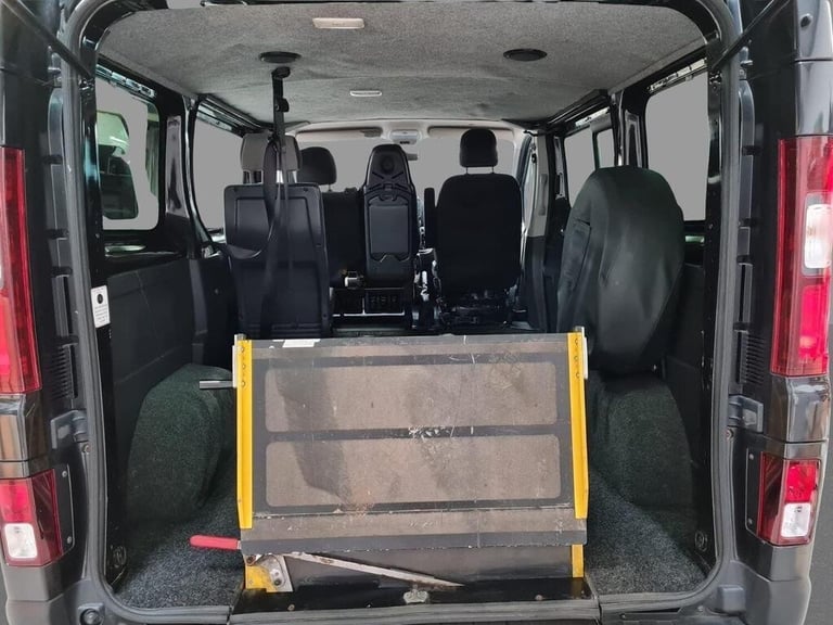 Renault Trafic Vauxhall Vivaro WAV Wheelchair Access Vehicle L1H1 2016 No VAT