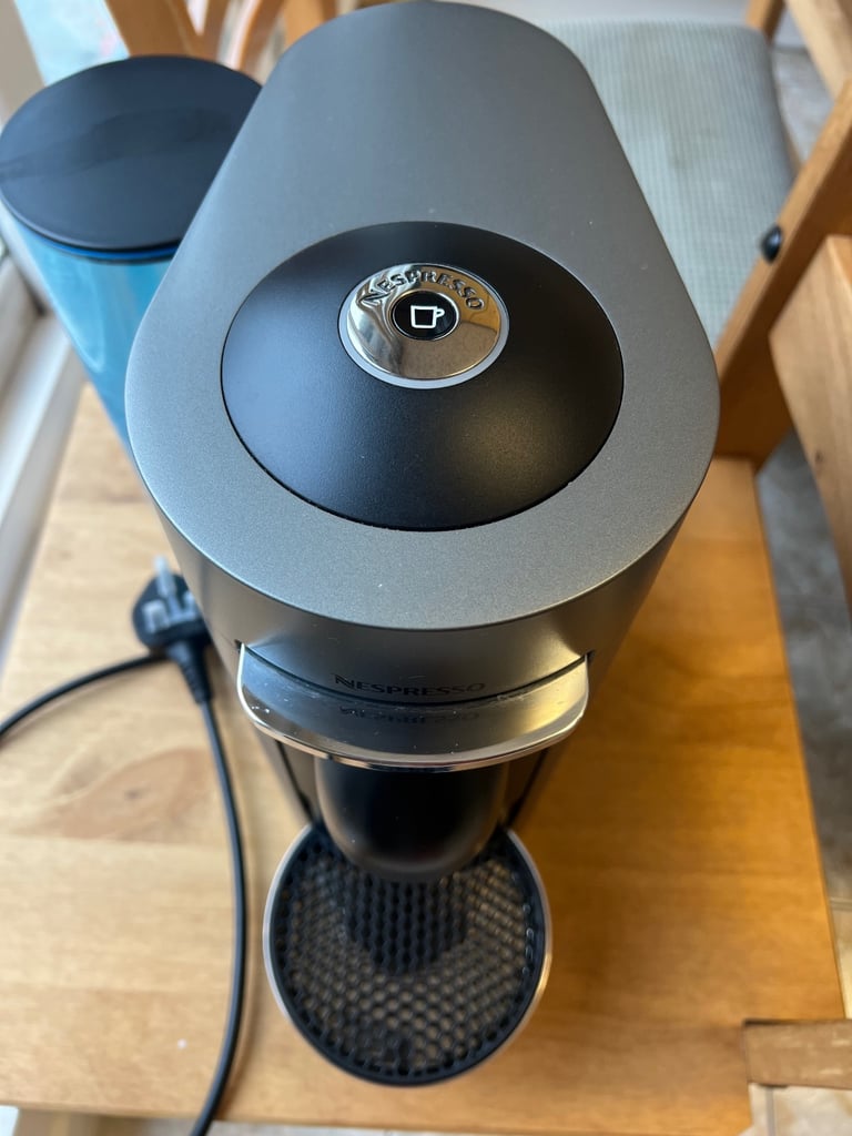 Nespresso Virtuoplus Coffee Machine 