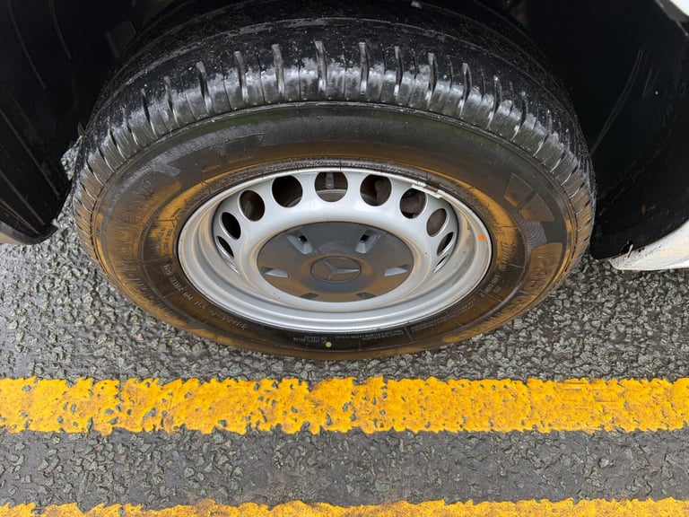 2022 Mercedes-Benz Sprinter 3.5t Progressive Chassis Cab FLATBED  CHASSIS CAB Diesel Manual