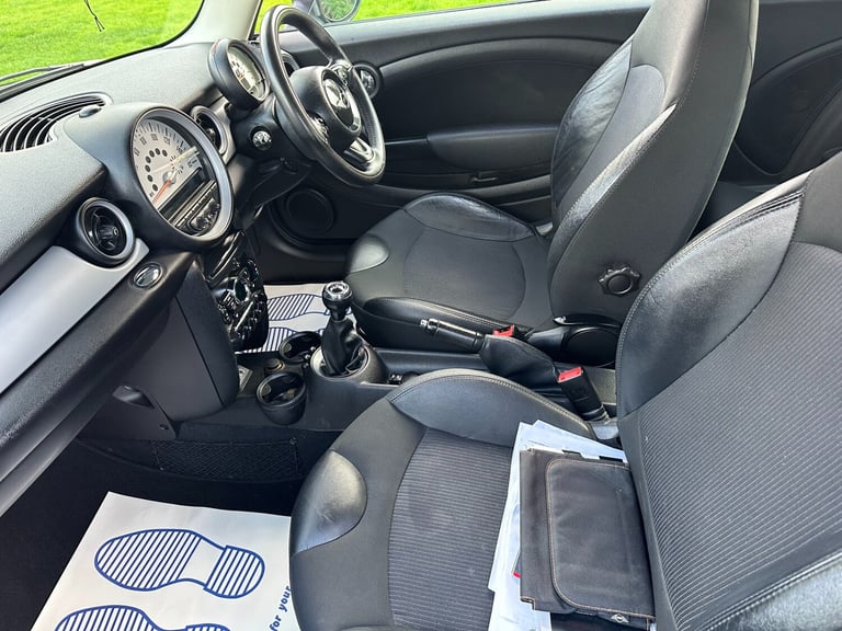 2012 MINI Hatch 1.6 Cooper 3dr HATCHBACK Petrol Manual