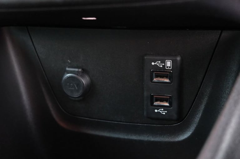 2018 Vauxhall Crossland X 1.5 Turbo D ecoTEC Tech Line Nav SUV 5dr Diesel Manual Euro 6 (s/s) (10...