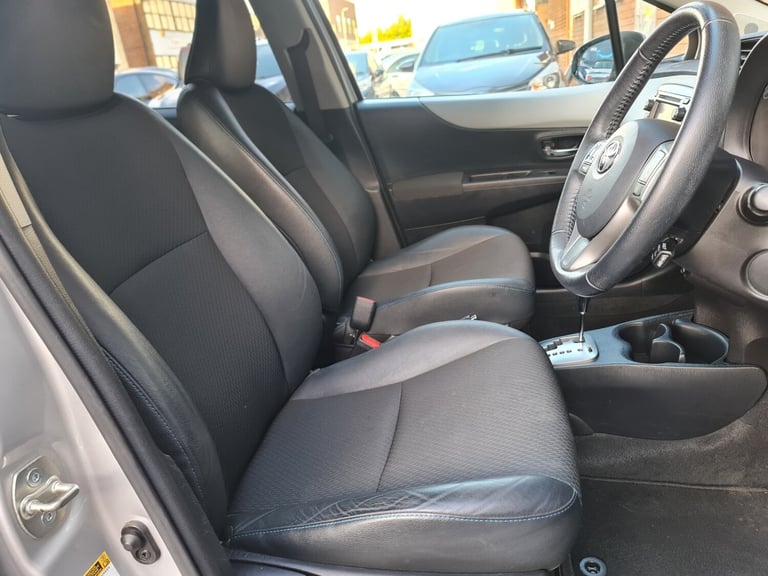 2012 Toyota Yaris 1.5 VVT-i Hybrid T Spirit 5dr CVT HATCHBACK Petrol/Electric Hybrid Automatic