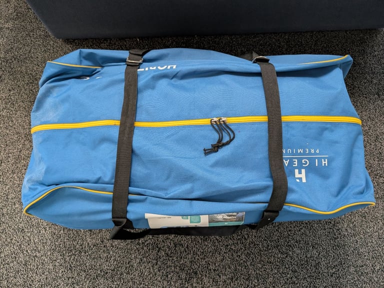 Brand New Hi Gear AIR 4 man tent