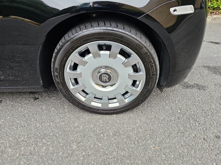 2012 62 ROLLS ROYCE GHOST 6.6 V12 AUTOMATIC EXTENDED WHEEL-BASE LWB TOP SPEC 