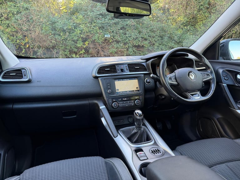 Renault Kadjar 1.6 dCi Signature Nav Euro 6 5dr DIESEL MANUAL 2016/66