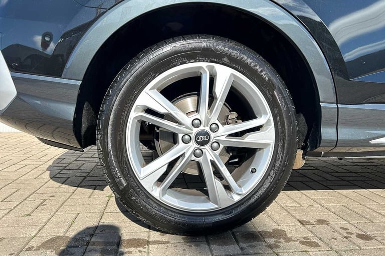 2024 Audi Q3 35 TFSI S Line 5dr S Tronic SUV Petrol Automatic