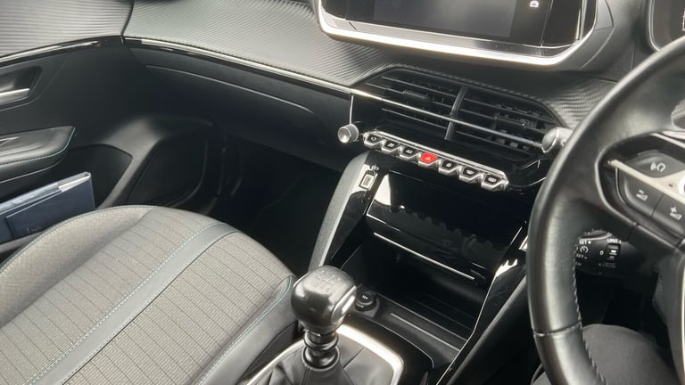 2021 Peugeot 208 1.2 PureTech 100 Allure 5dr Petrol Hatchback Hatchback Petrol Manual