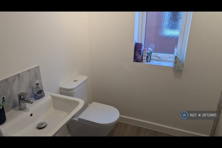 3 bedroom house in Hazel Drive, Penkridge, Stafford, ST19 (3 bed) (#2672995)