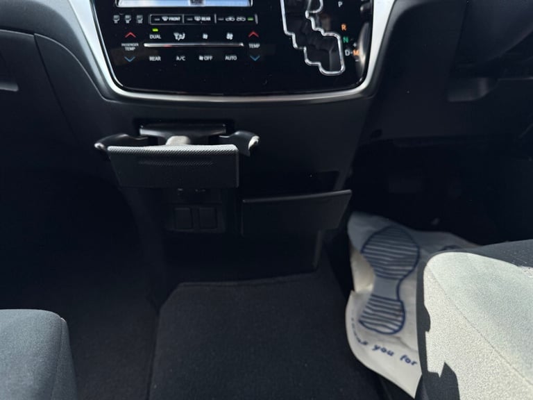 2019 Toyota Estima TOYOTA ESTIMA AERAS 4WD 2.4L AUTO 19-19 MPV 8 SEAT ULEZ FRESH IMPORT VERIFI MP...