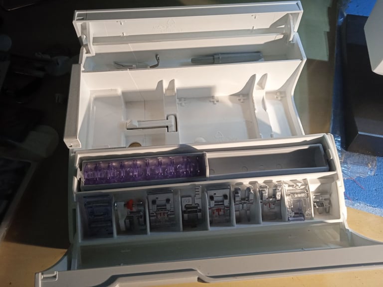 Pfaff creative 4.5  computerised sewing& embroidery machine ONO