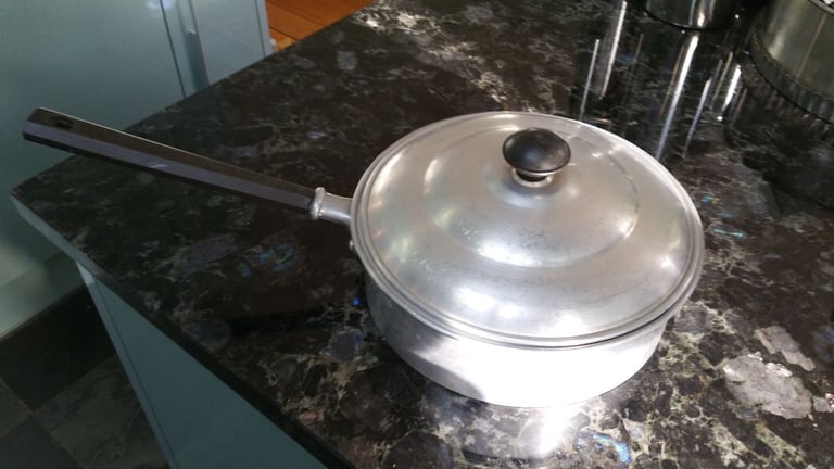 image for Vintage 1950s Poached Egg Pan