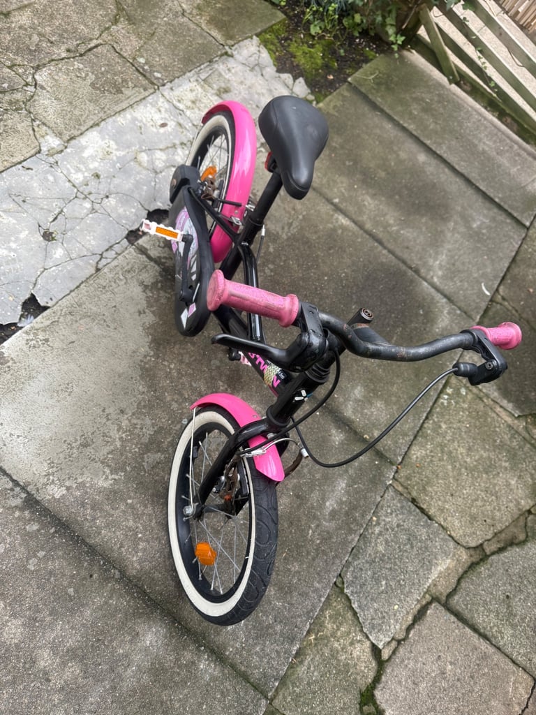 Girls bicycle 🚲 