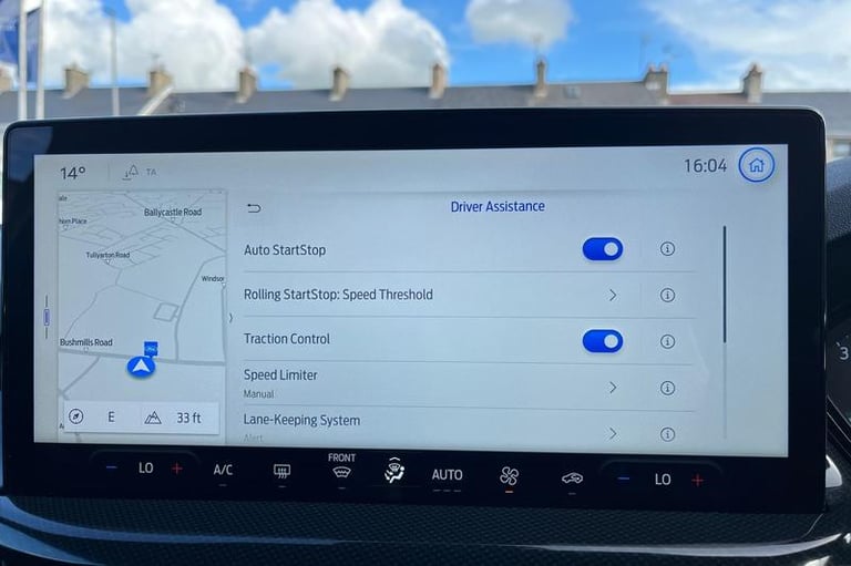 2024 Ford Focus 1.0 EcoBoost Hybrid mHEV ST-Line 5dr, Apple Car Play, Android Auto, Parking Hatch...
