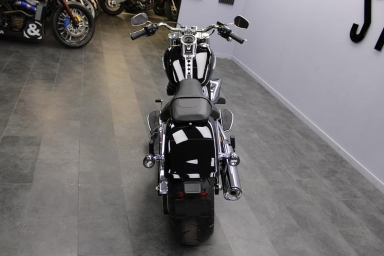 2025 Harley-Davidson FLFBS Softail Fat Boy 117 in Vivid Black   