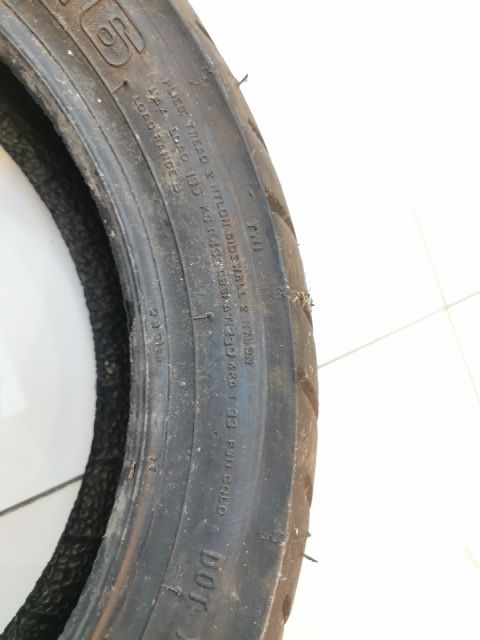 Pirelli SL26 Tire 