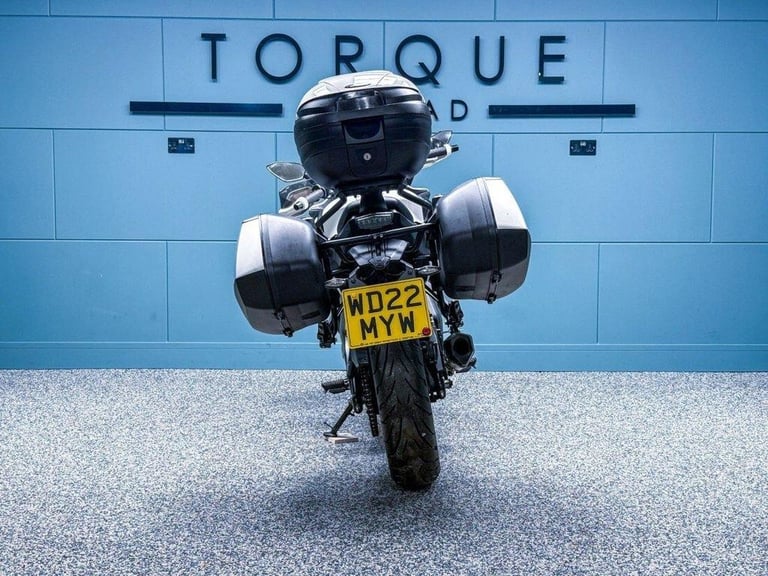 2022 22 CFMOTO 650GT 650 GRAND TOURING - LOW MILES - FULL SHAD LUGGAGE