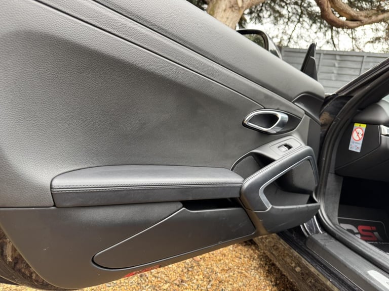 2015 Porsche Cayman 2.7 2dr PDK COUPE PETROL Automatic