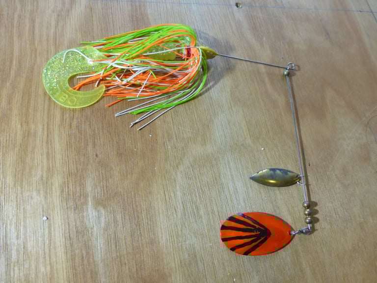 Spinner bait 9" & 60g  Tumble Weed.