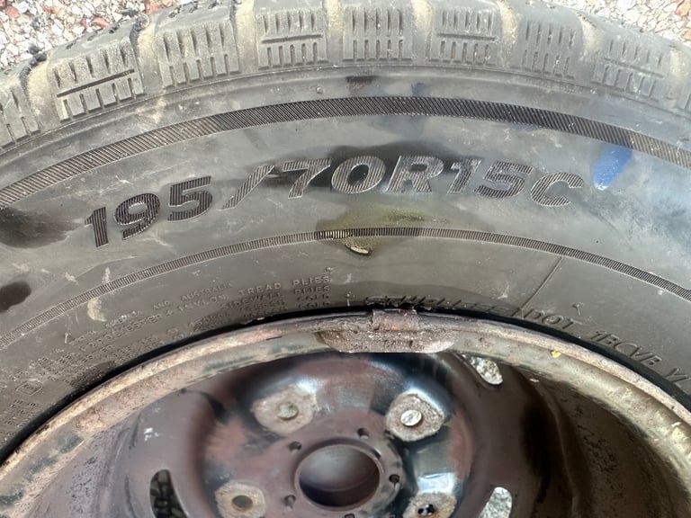 Ford transit van 195/70/15 spare wheel & tyre 195 70 15 mk6 mk7 parts good rim