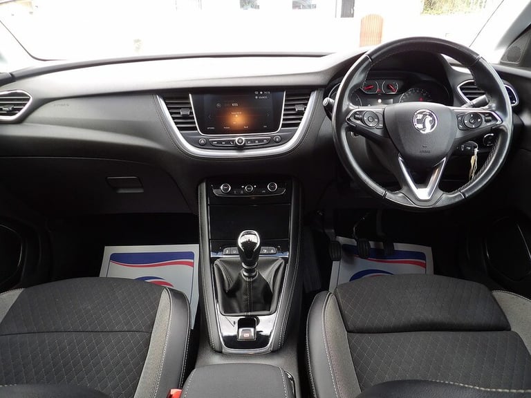 2021 Vauxhall Grandland X 1.5 Turbo D Business Edition Nav 5dr HATCHBACK DIESEL Manual