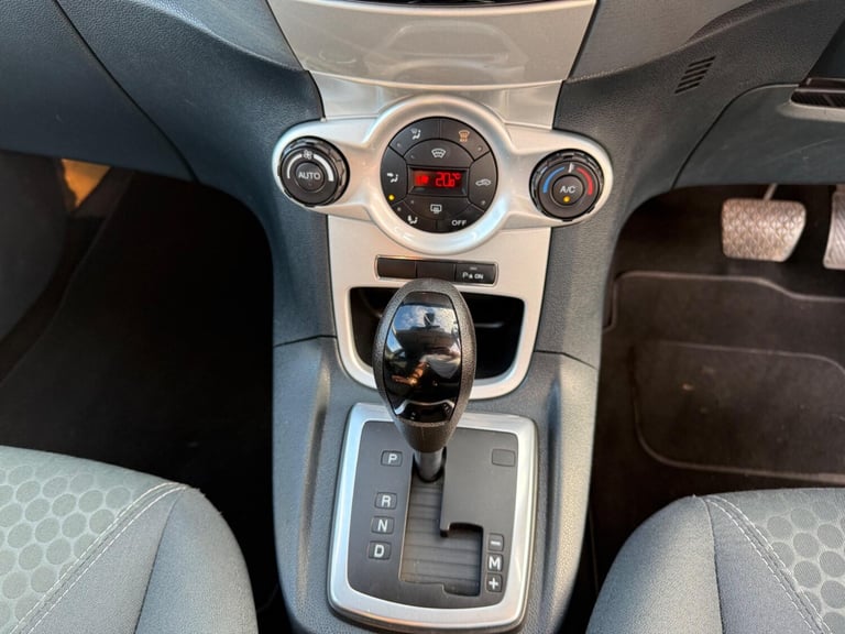 2011 Ford Fiesta 1.4 Titanium 5dr HATCHBACK Petrol Automatic