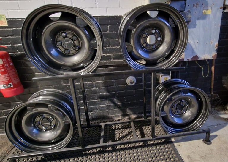 17" VOLKSWAGEN T5 BANDED GP STEEL WHEELS 