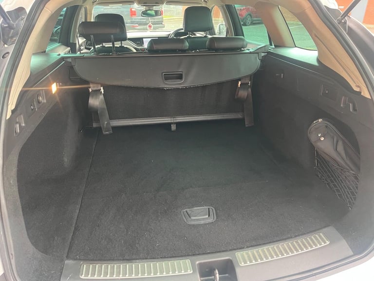 2018 Vauxhall Insignia 2.0 Turbo D BlueInjection SRi Nav Sports Tourer Euro 6 (s/s) 5dr ESTATE Di...