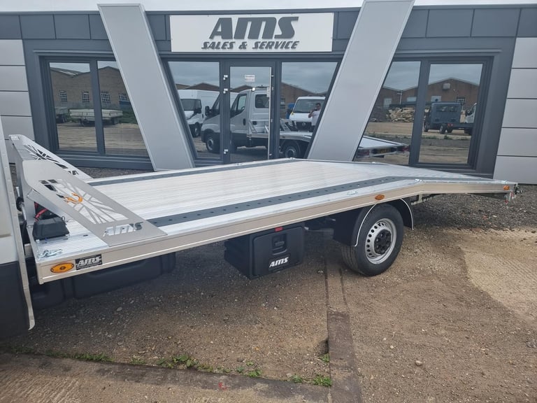 IVECO DAILY 3.5T FULL BEAVERTAIL BODY FULLY LOADED ALL EXTRAS