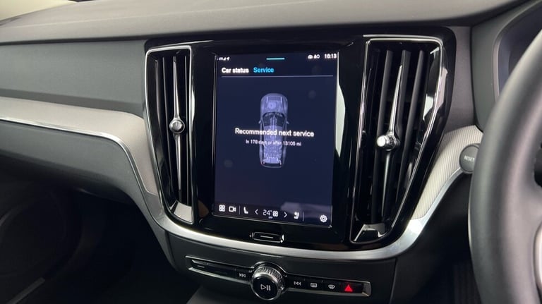 2025 Volvo V60 Plus, T6 AWD Plug-in hybrid, Electric/Petrol, Dark Estate Petrol Parallel PHEV Aut...