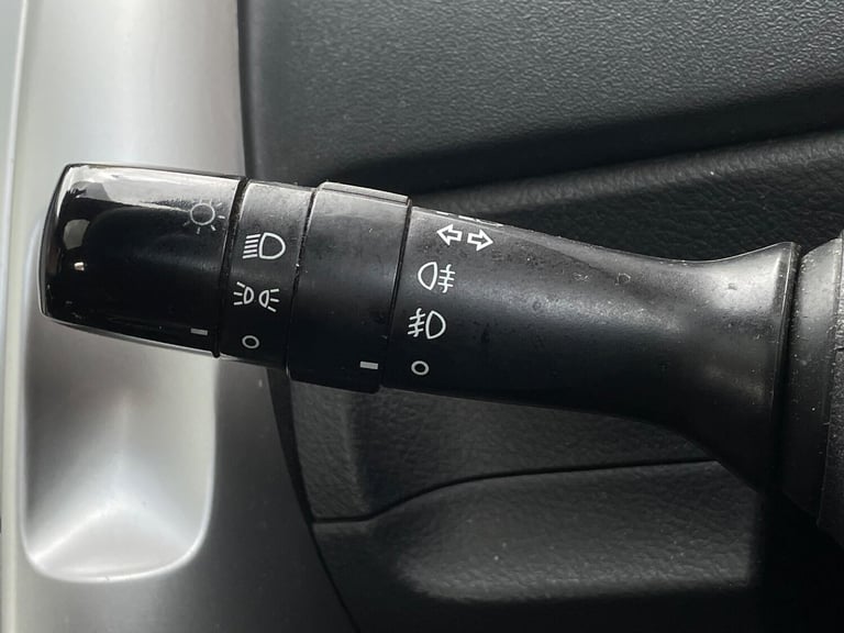 2010 Toyota Verso 2.0 D-4D TR Euro 5 5dr MPV Diesel Manual