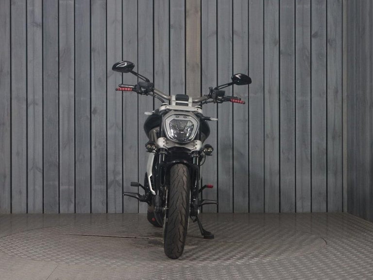 2017 17 DUCATI XDIAVEL S