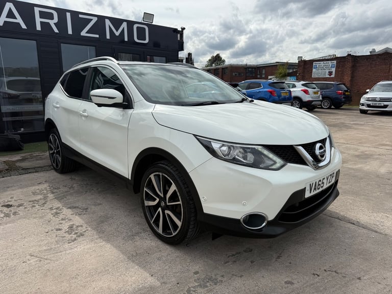 2016 Nissan Qashqai 1.5 dCi Tekna 5dr HATCHBACK Diesel Manual