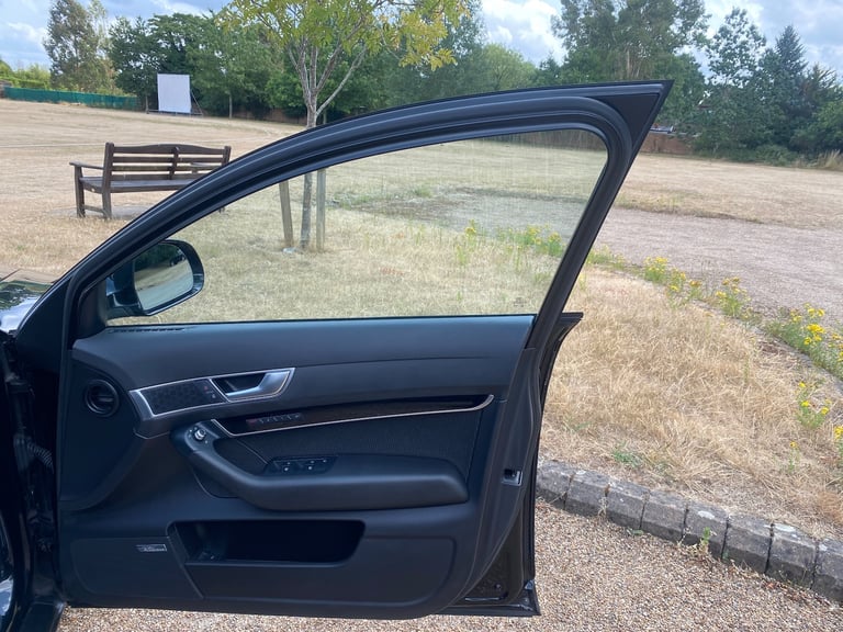 2010 Audi A6 SALOON 2.8 FSI V6 S LINE TIPTRONIC QUATTRO EURO 5(s/s) 5dr Petrol