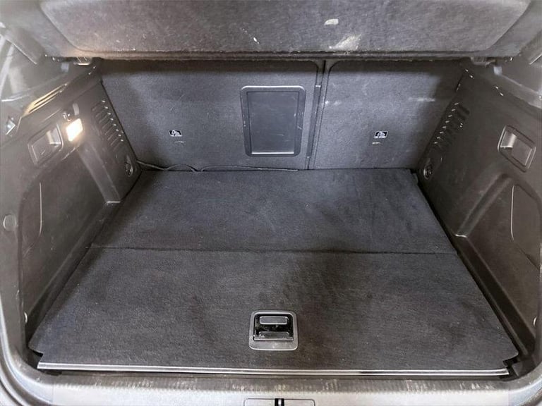 2021 Peugeot 3008 1.6 13.2kWh Allure e-EAT Euro 6 (s/s) 5dr Automatic SUV Hybrid Automatic