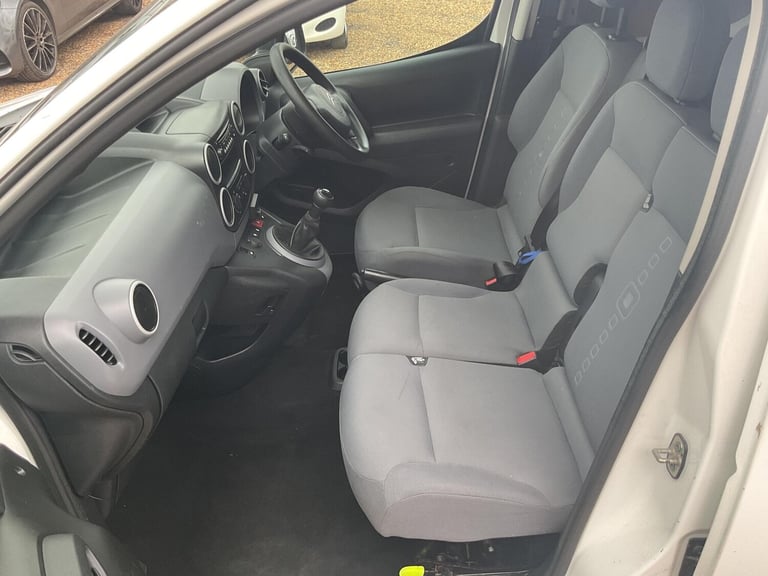 2015 Citroen Berlingo 1.6 HDi 750 LX L2 6dr PANEL VAN Diesel Manual