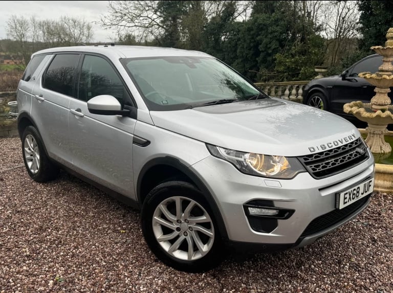 image for 2019 Land Rover Discovery Sport  Manual