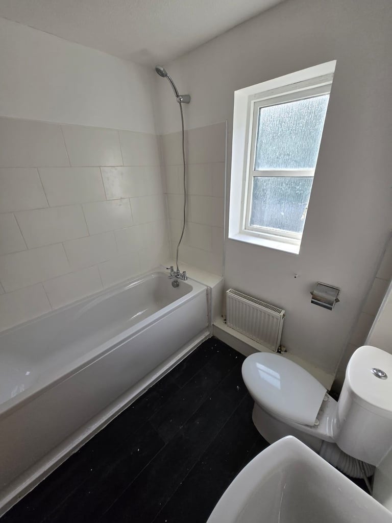 image for Stunning 3 Bedroom semi detatched in Beckton E6