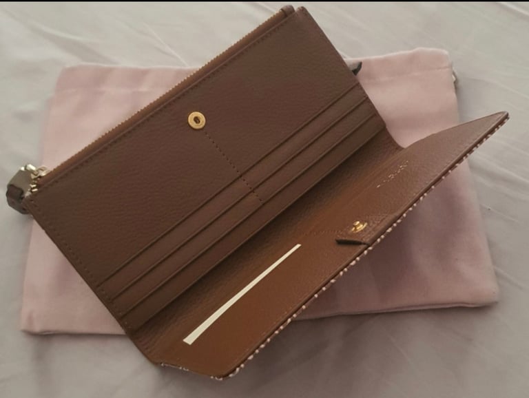 RADLEY Signature Logo Large Bifold Matinee Purse in Indus Tan
