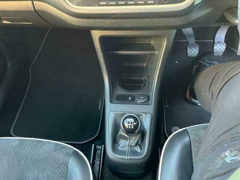 SEAT Mii 1.0 12v by MANGO Hatchback 3dr Petrol Manual Euro 6 (75 ps)